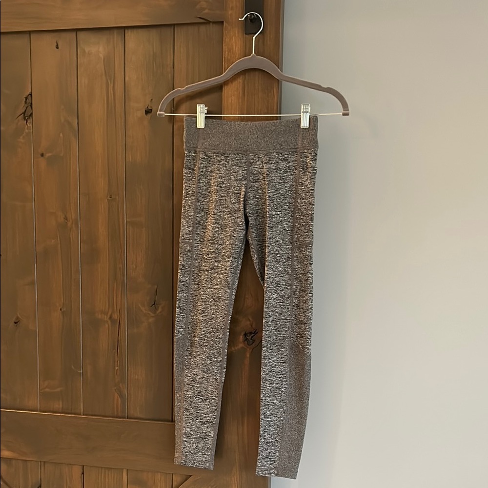 NWOT Athleta Kids Large Size 12 Snowball Fight Gray Active Leggings